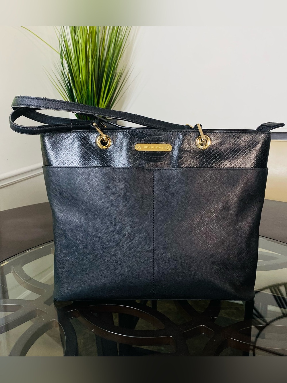 Michael Kors DANVILLE Leather Large Black Tote Shoulder Bag Black/Gold